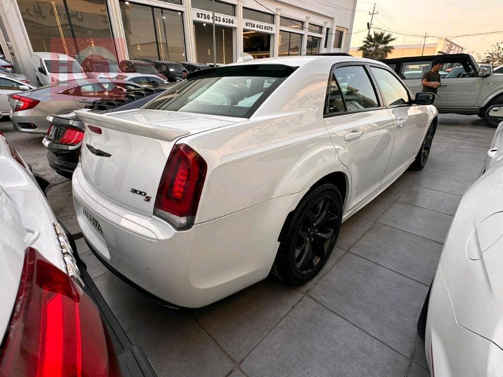 Chrysler 300